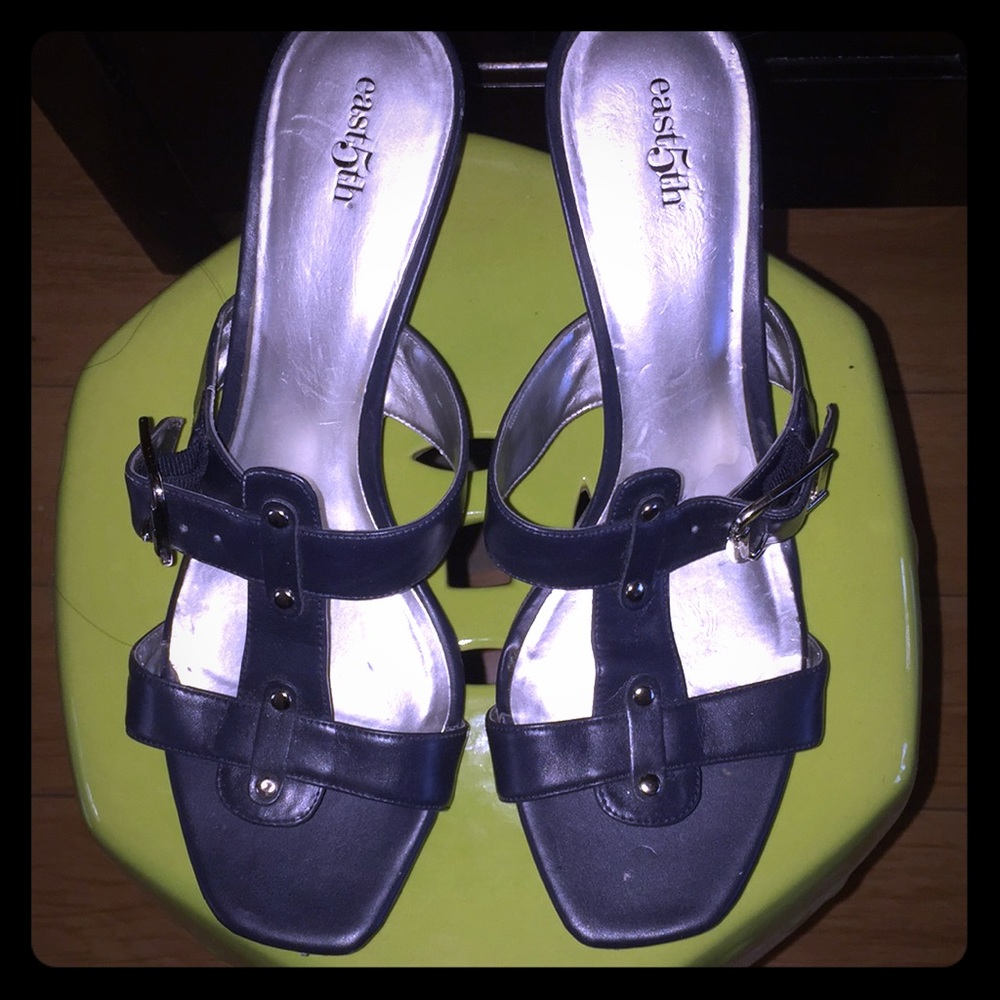 East5th navy shoes